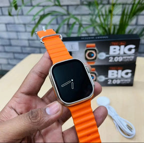 T900 Ultra Big 2.09 Display Smart Watch Series 8 Built In game